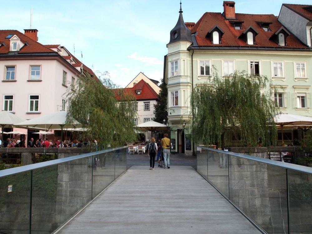 3 Bridges App Lägenhet Ljubljana Exteriör bild
